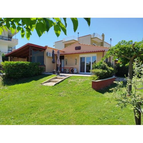 Giorgos Garden House
