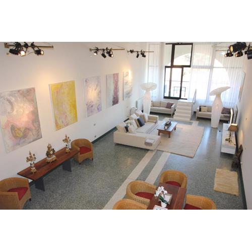 Giudecca Luxury Gallery
