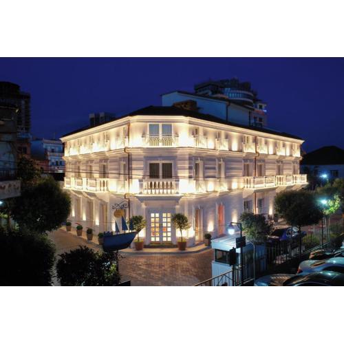 Giulia Albérgo Hotel