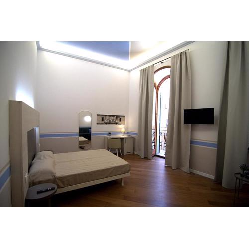 Giuliani Rooms