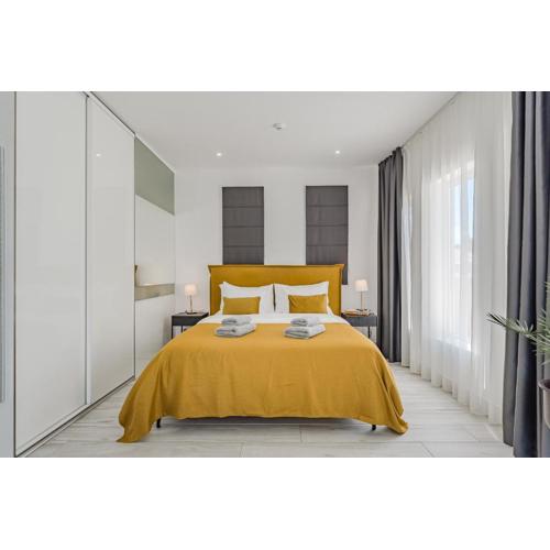 GJ Apartments Adults Only Las Americas