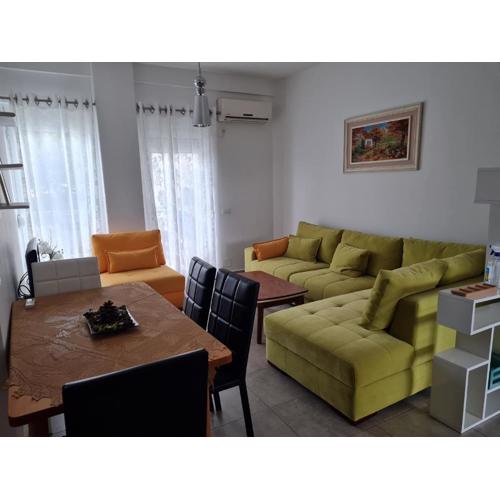 Gjiri I Lalzit apartament