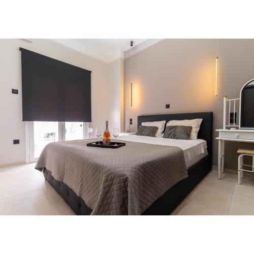 Gkr Luxury Apartments Metro Petralona