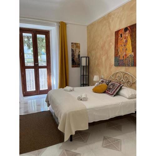 GL Golden City Apartments