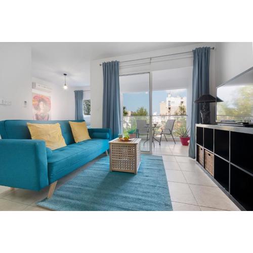 Glabur Stays - The Cozy Atelier - Nicosia City, Free Parking & Wifi, Welcomes You!!!