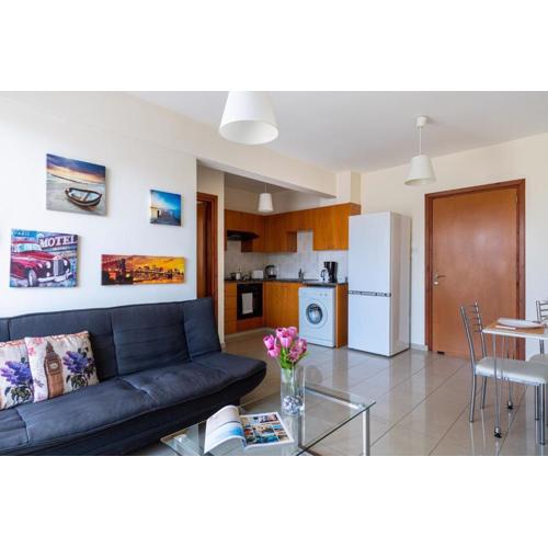 Glade - 1 Bedroom Apt W Balcony in Larnaca