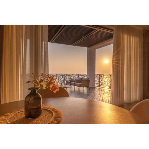 Glow Boutique Hotel & Suites