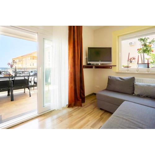 Glumac modern apartment in Novalja center