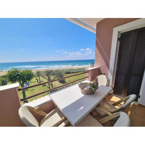Glyfada Beachfront Apartment A3g 58a