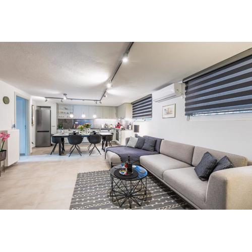 Glyfadas Luxury Design Apartments
