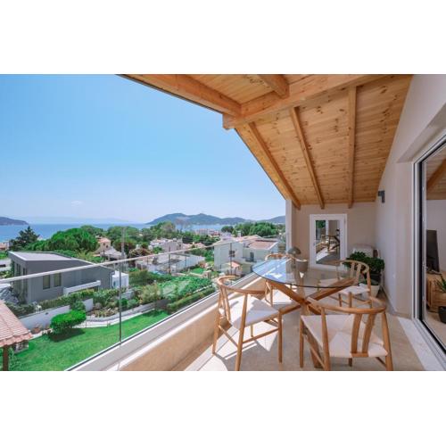 Goddess Thea Sea Apartment!