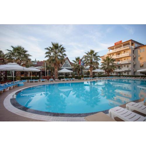 Godija Hotel & Suites