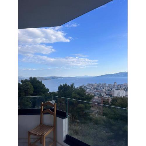 Gold Sea View Apartment