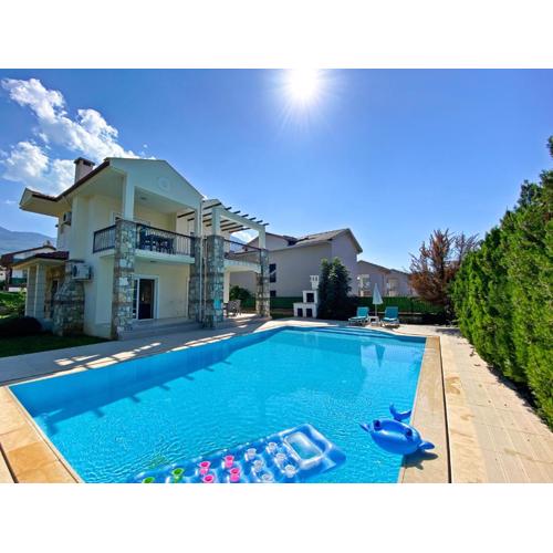 Gold Villa 6