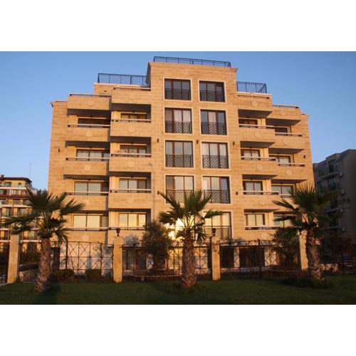 Golden Dunes Primorsko Apartments