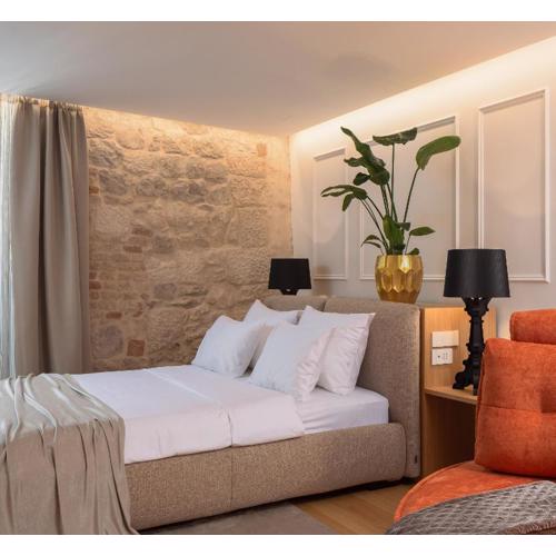 Golden Gate Luxury Rooms - Unique UNESCO Location