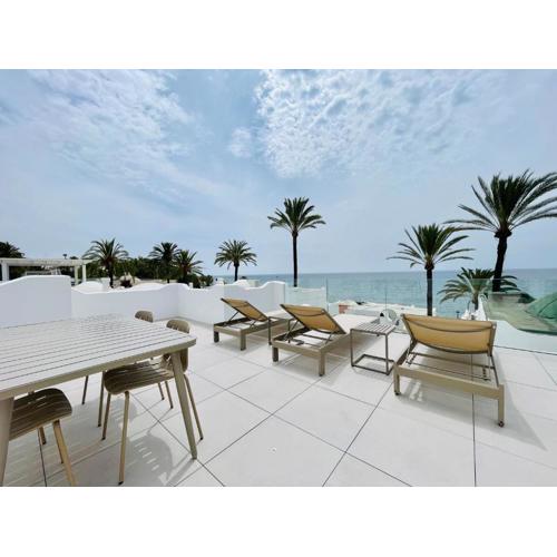 GOLDEN MILE FRONT LINE BEACH RESORT