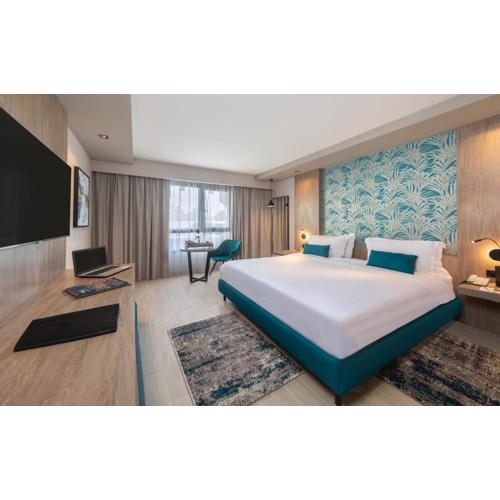 Golden Tulip El Mechtel