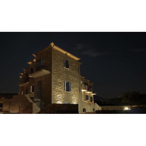 GOLDEN VILLAS