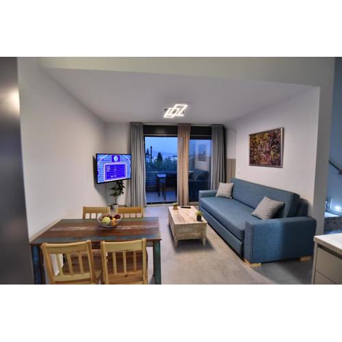 Good Vibes Suite