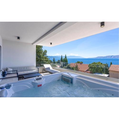 Gorgeous Apartment In Novi Vinodolski