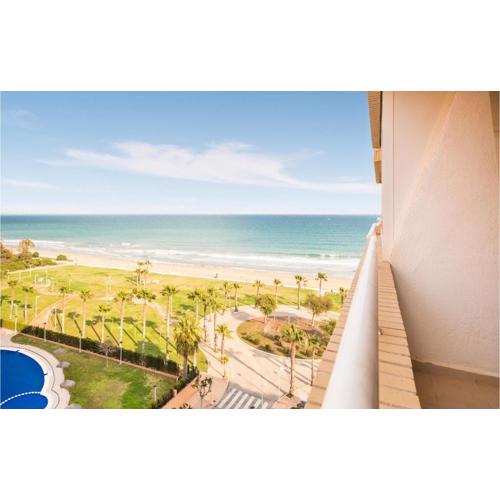 Gorgeous Apartment In Oropesa Del Mar