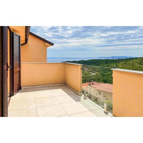Gorgeous Apartment In Rijeka