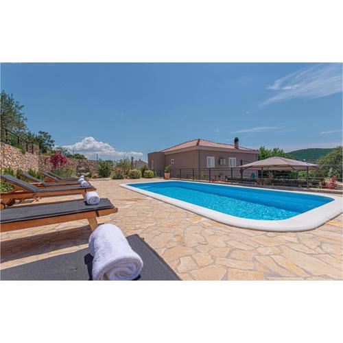 Gorgeous Apartment In Sibenik