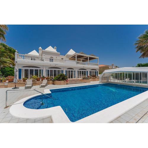 Gorgeous Golf Villa