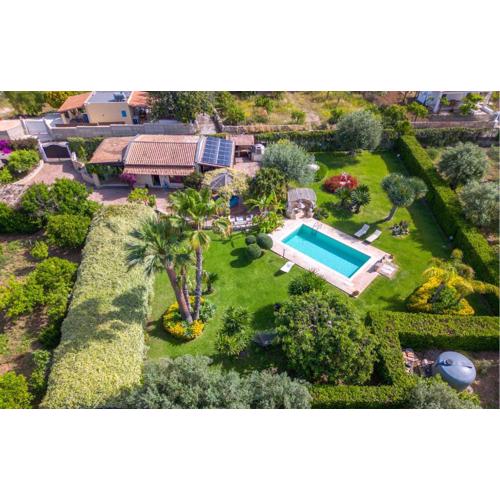 Gorgeous Home In Noto