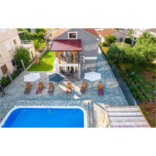 Gorgeous Home In Zadar With Wifi