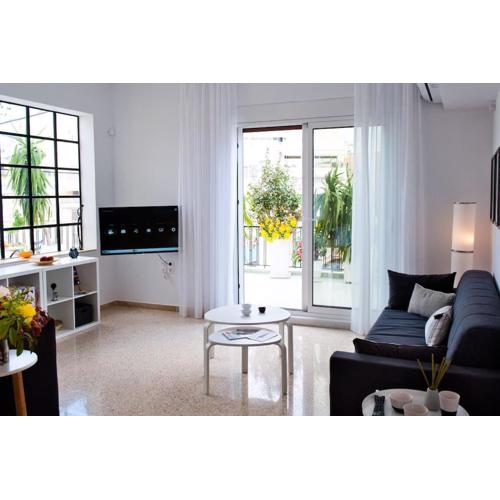 Gorgeous penthouse with green terrace /monastiraki