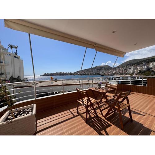 Gorgeous Seaside Apartment #1