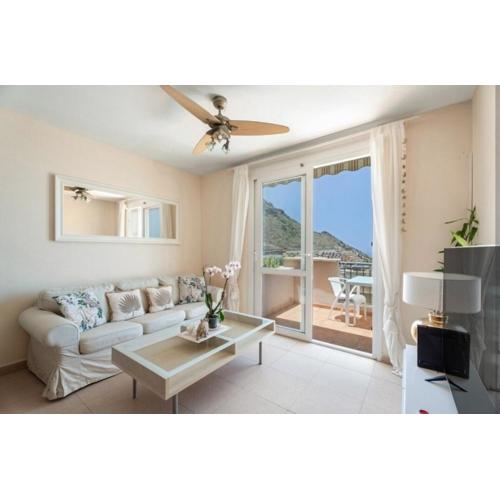 Gran View Apartment Sea Wiew, WiFi,Garage, Car rental