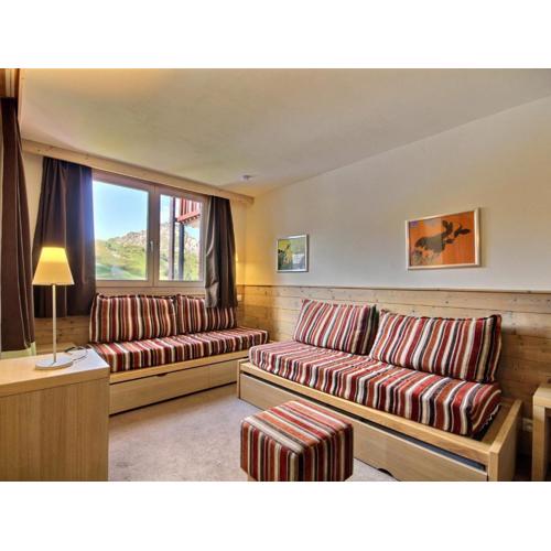 Grand 3 pièces avec balcon, proche des pistes et commerces - FR-1-455-187