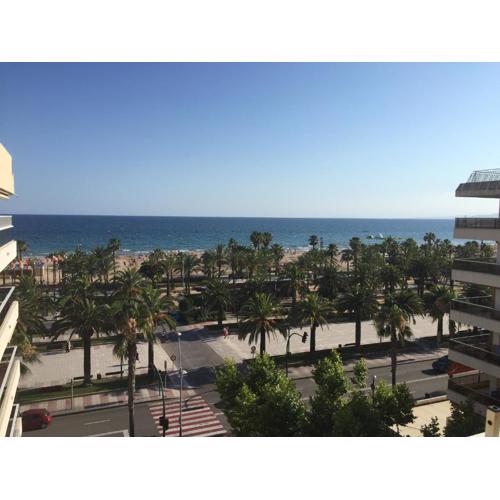 Grand appartement superbe vue mer, plage principale de Salou