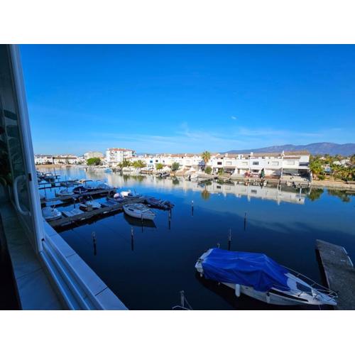 Grand Appartement vue canal
