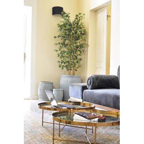 Grand Arcanum Apartment 2 - Comfortable and Elegant