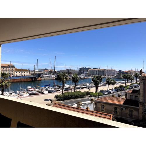 Grand Bleu T3 sur quai plaisancier, Garage, Clim