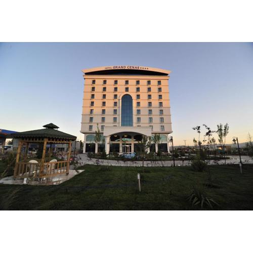 Grand Cenas Hotel