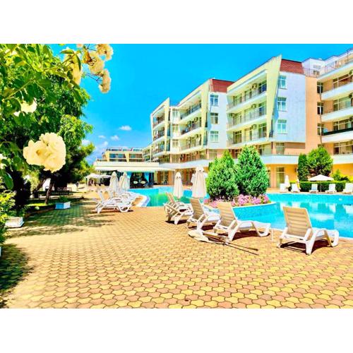 Grand Kamelia Holiday Complex