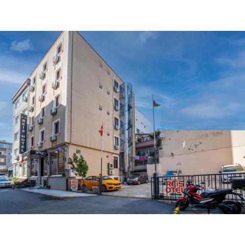 Grand Reis Hotel