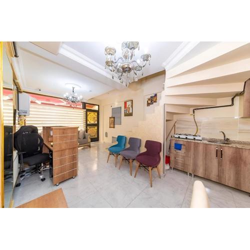 Grand Romanos Hotel