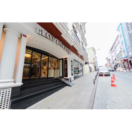 Grand Rosa Hotel