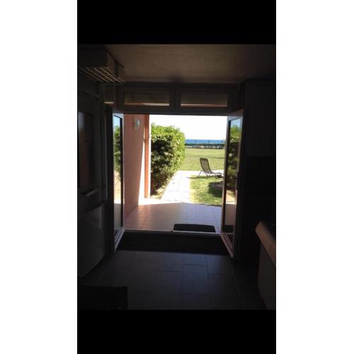 Grand studio bord de mer plus piscine
