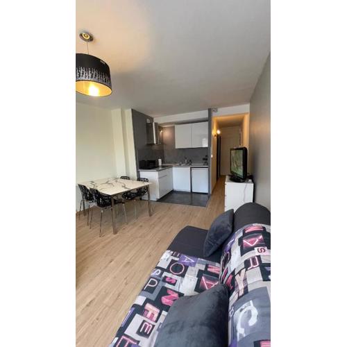 GRAND STUDIO proche du centre ville