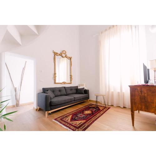 Grande, moderno appartamento in edificio storico