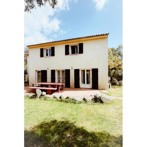 Grande villa à 15 min des plages