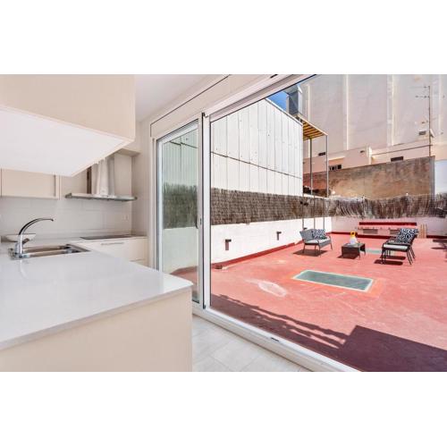 Grcia Charm Sunlit Terrace, Ac & Exposed Brick