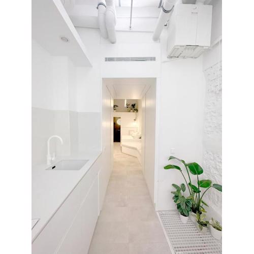Great design, new & calm apartment in Malasaña